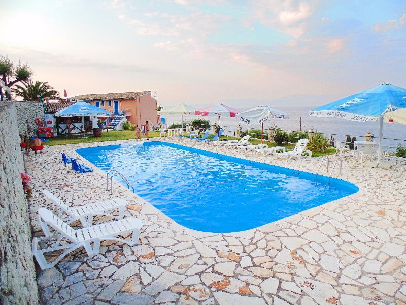 Corfu Hotel Apartments Benitses  Exterior photo